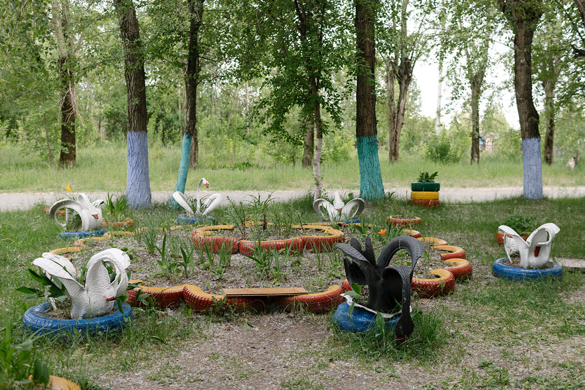Двор перед Сухоложским ДК. Фото Аня Марченкова для SpektrPress
