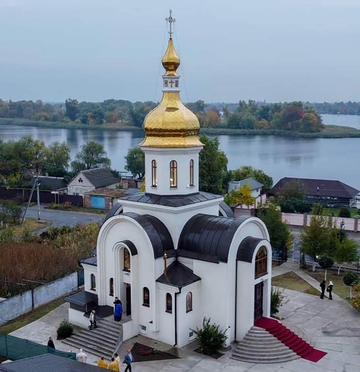 Свято-Николаевский храм до затопления. Фото архимандрит Григорий для SpektrPress