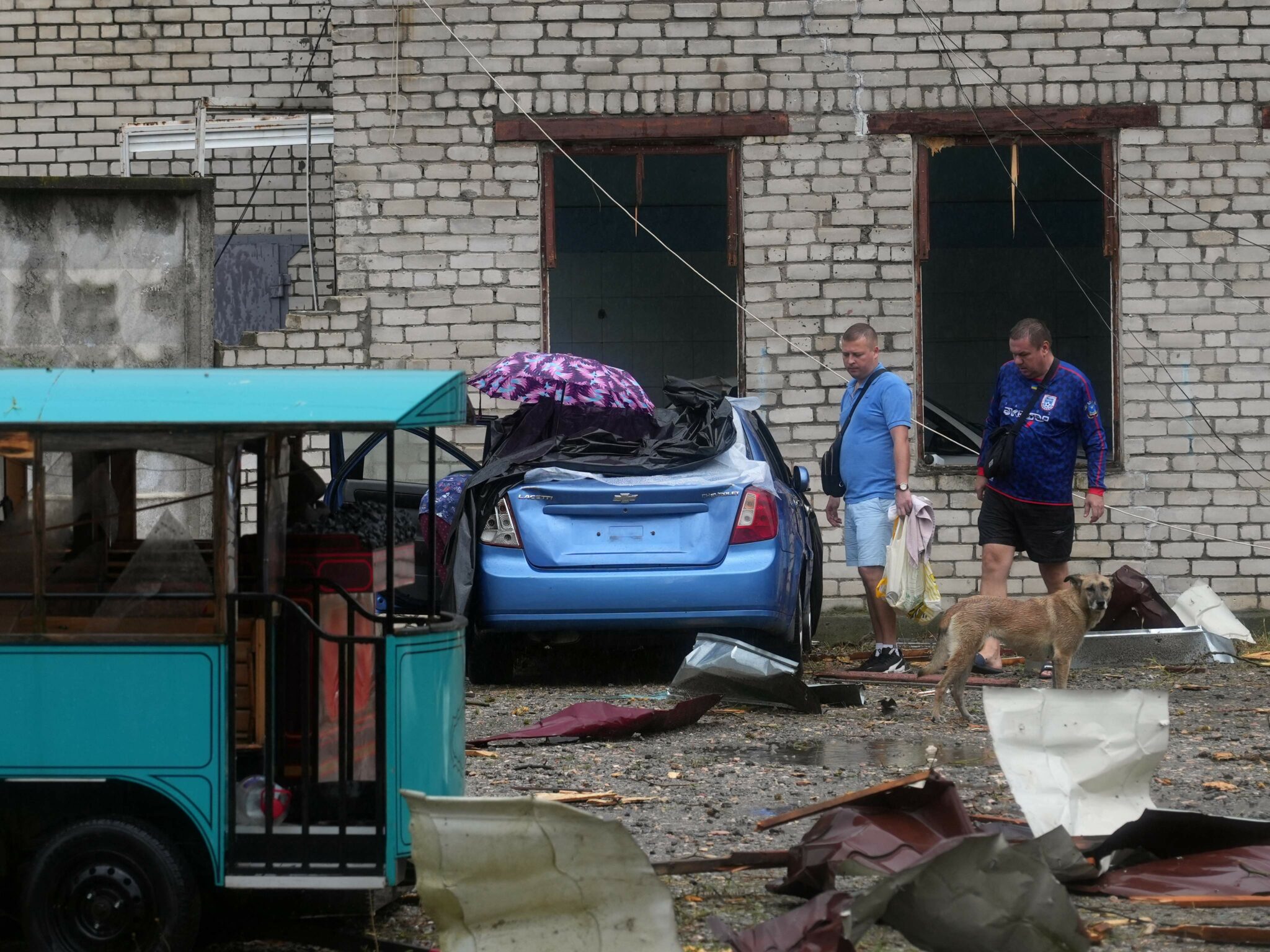 Последствия обстрела Николаева. Фото: Oleksii FILIPPOV/AFP/Scanpix/LETA