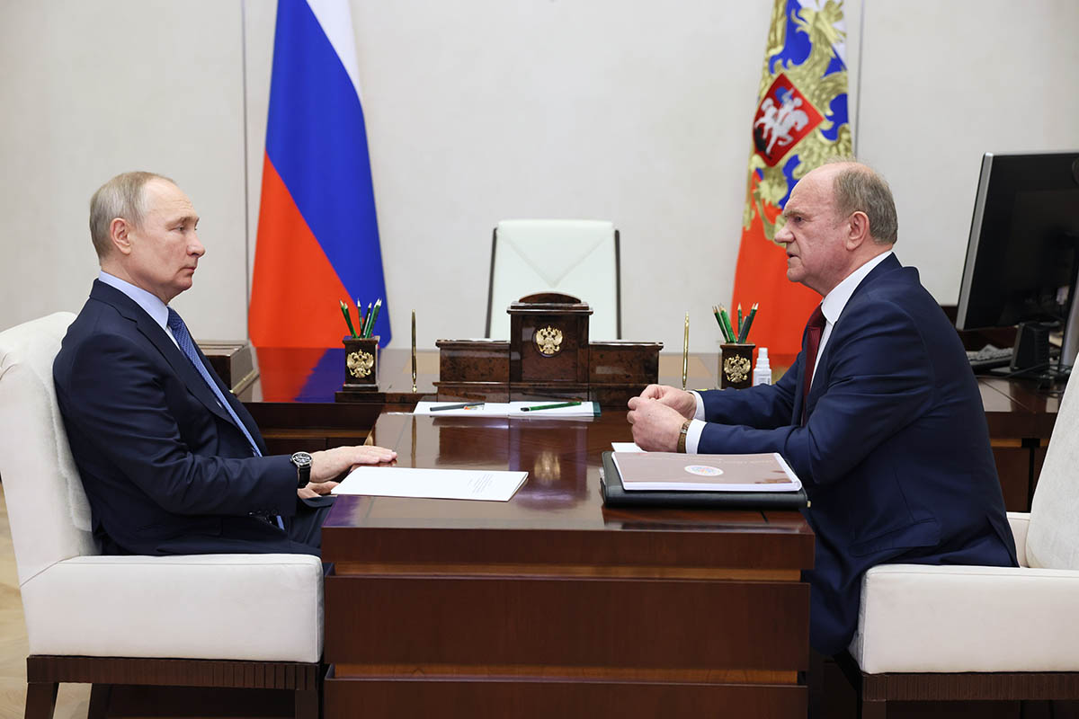 Владимир Путин и Геннадий Зюганов. Фото MIKHAIL METZEL/EPA/KREMLIN/Scanpix/LETA