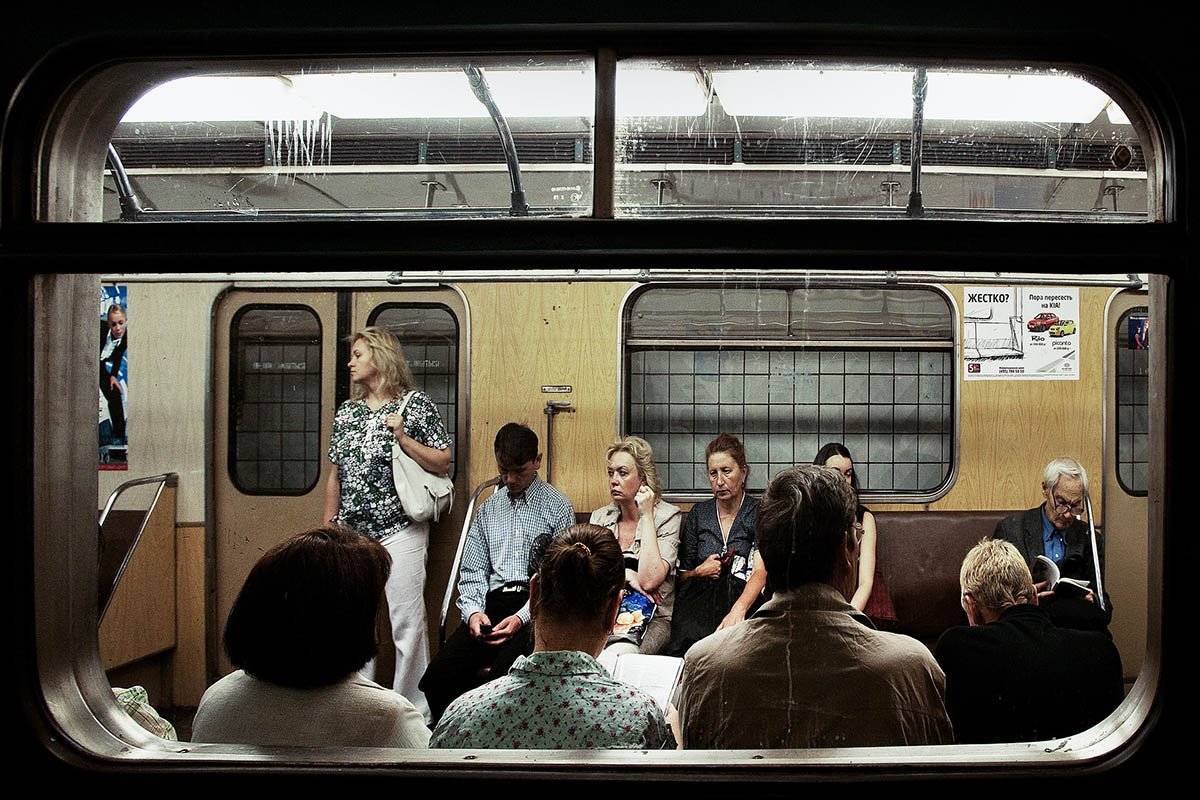 Пассажиры Московского метрополитена. Фото Christopher Michel/Flickr