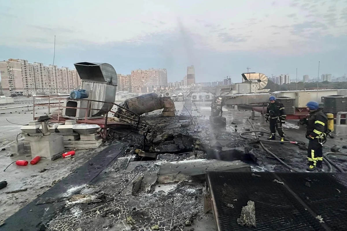 Атака беспилотников на Киев. Фото ДСНС