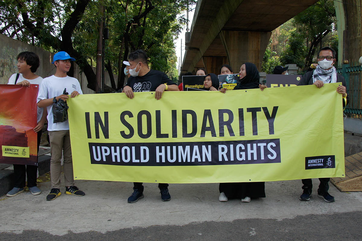 Демонстрация перед посольством США в Джакарте, проведенная Amnesty International, 27 октября 2023 года. Фото Denny Pohan/ZUMA Press Wire/Scanpix/LETA