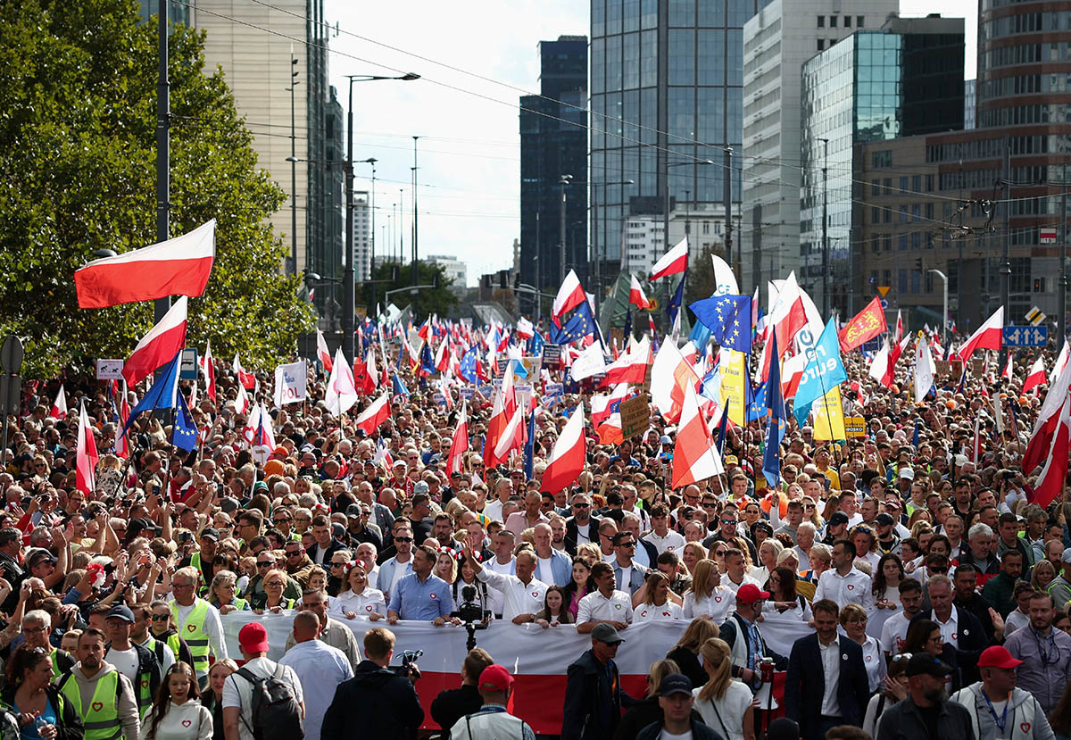 Дональд Туск, лидер оппозиционной партии «Гражданская коалиция» на марше "Миллион сердец" в Варшаве, 1 октября 2023 года. Фото Kacper Pempel/REUTERS/Scanpix/Leta
