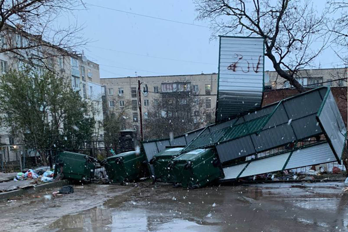 Последствия шторма в Крыму. Фото Telegram/Евпатория ЧП