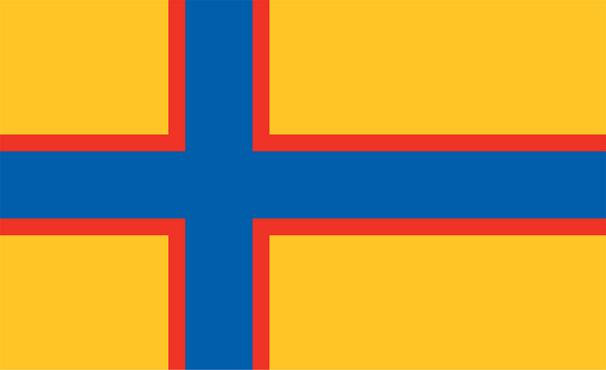 Национальный флаг ингерманландских финнов. Фото Kasperi Hasala, Viron inkerinsuomalaisten liitto/wikimedia