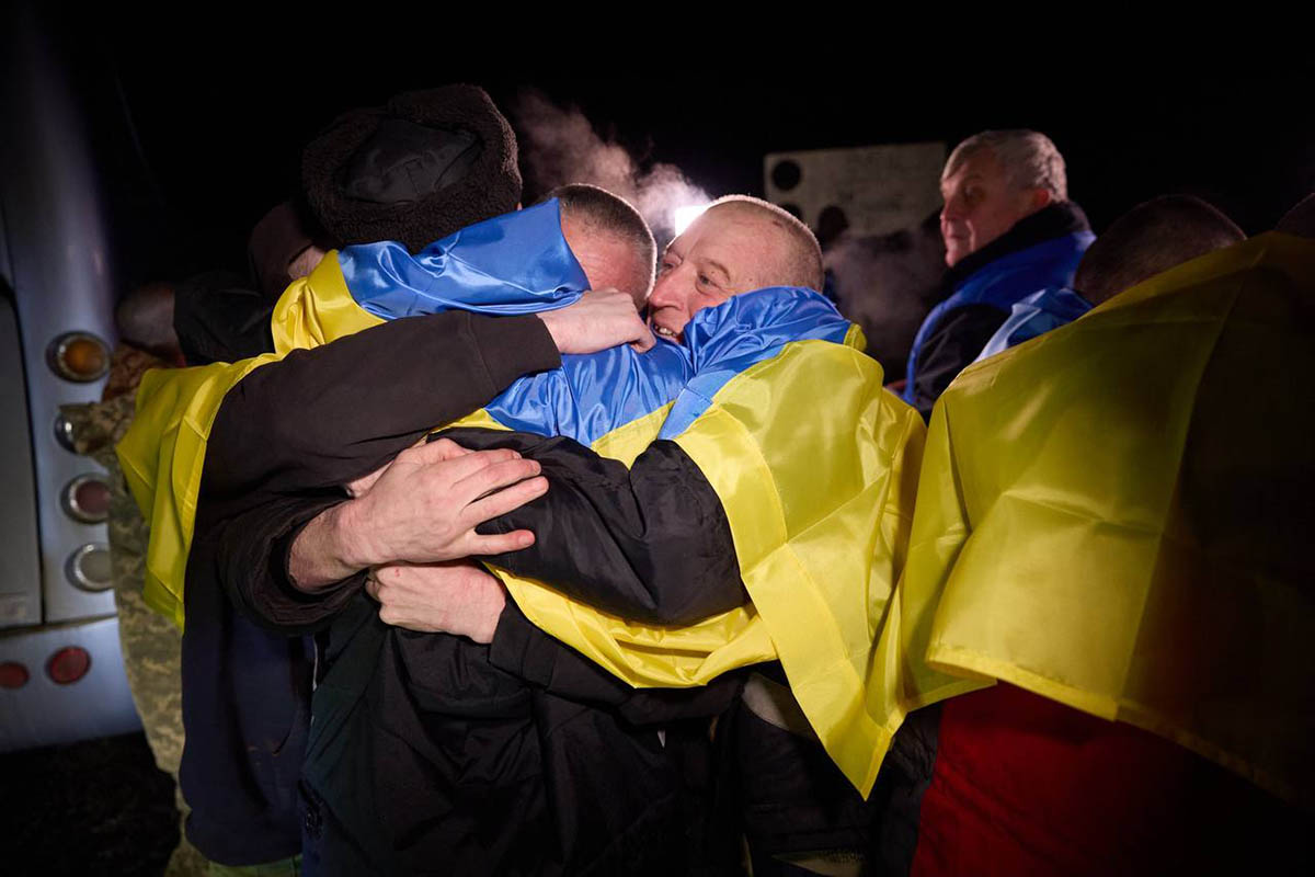Возвращение домой украинских военнопленных. Фото Zelenskiy / Official / Telegram