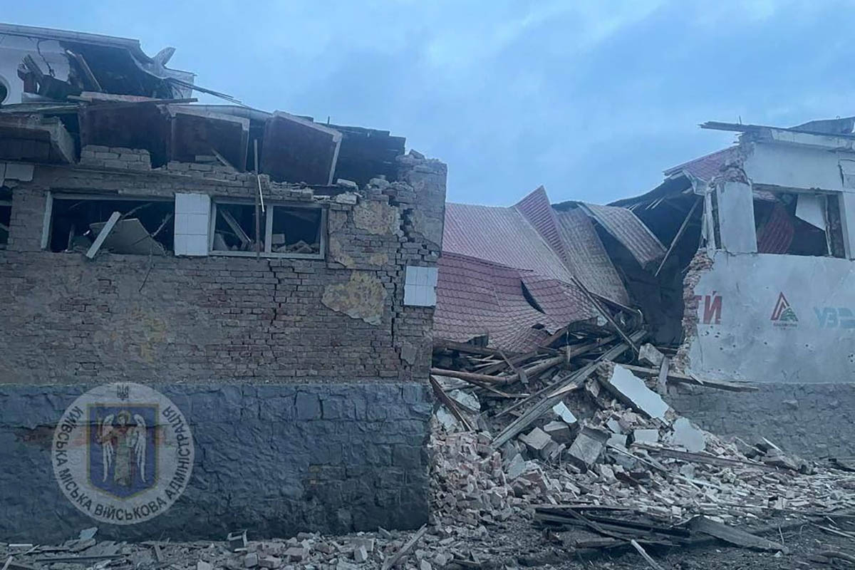 Разрушенное здание в результате российского авиаудара в Соломянском районе Киева, 23 января 2024 года. Фото Киевская городская военная администрация/Telegram