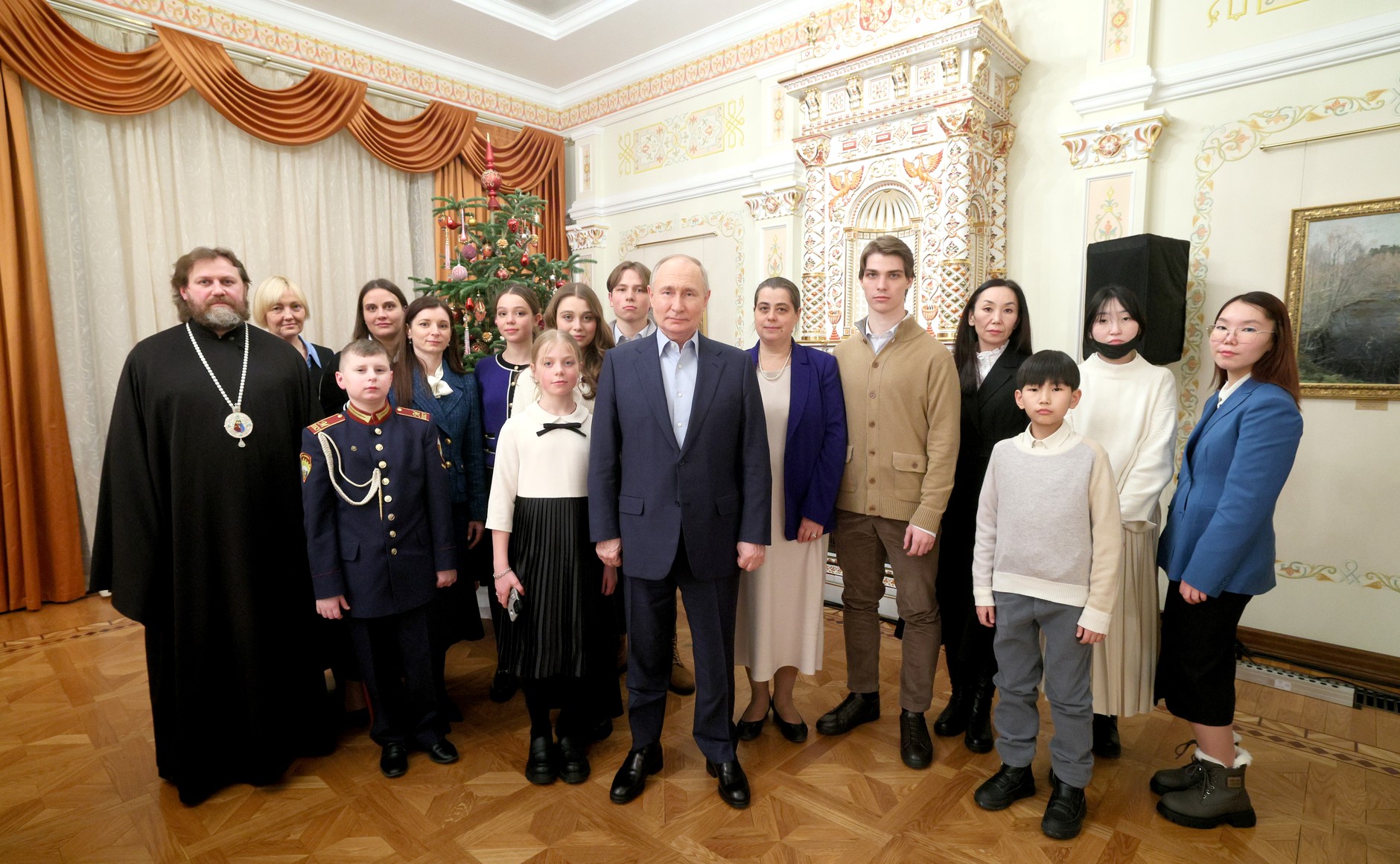 Встреча Владимира Путина с семьями погибших на войне в Украине. Фото Kremlin.ru