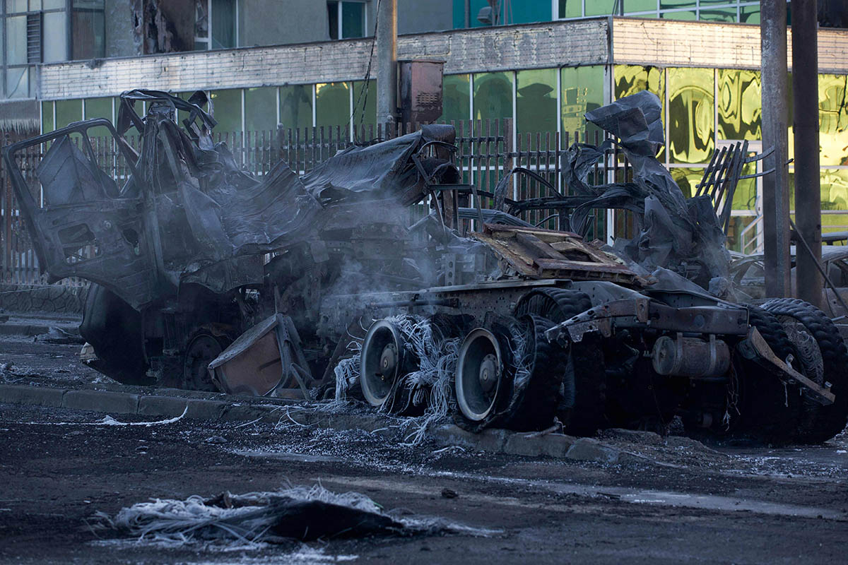 Останки взорвавшегося грузовика с 60 тоннами газа в Улан-Баторе, Монголия, 24 января 2024 года. Фото BYAMBASUREN BYAMBA-OCHIR/AFP/Scanpix/Leta