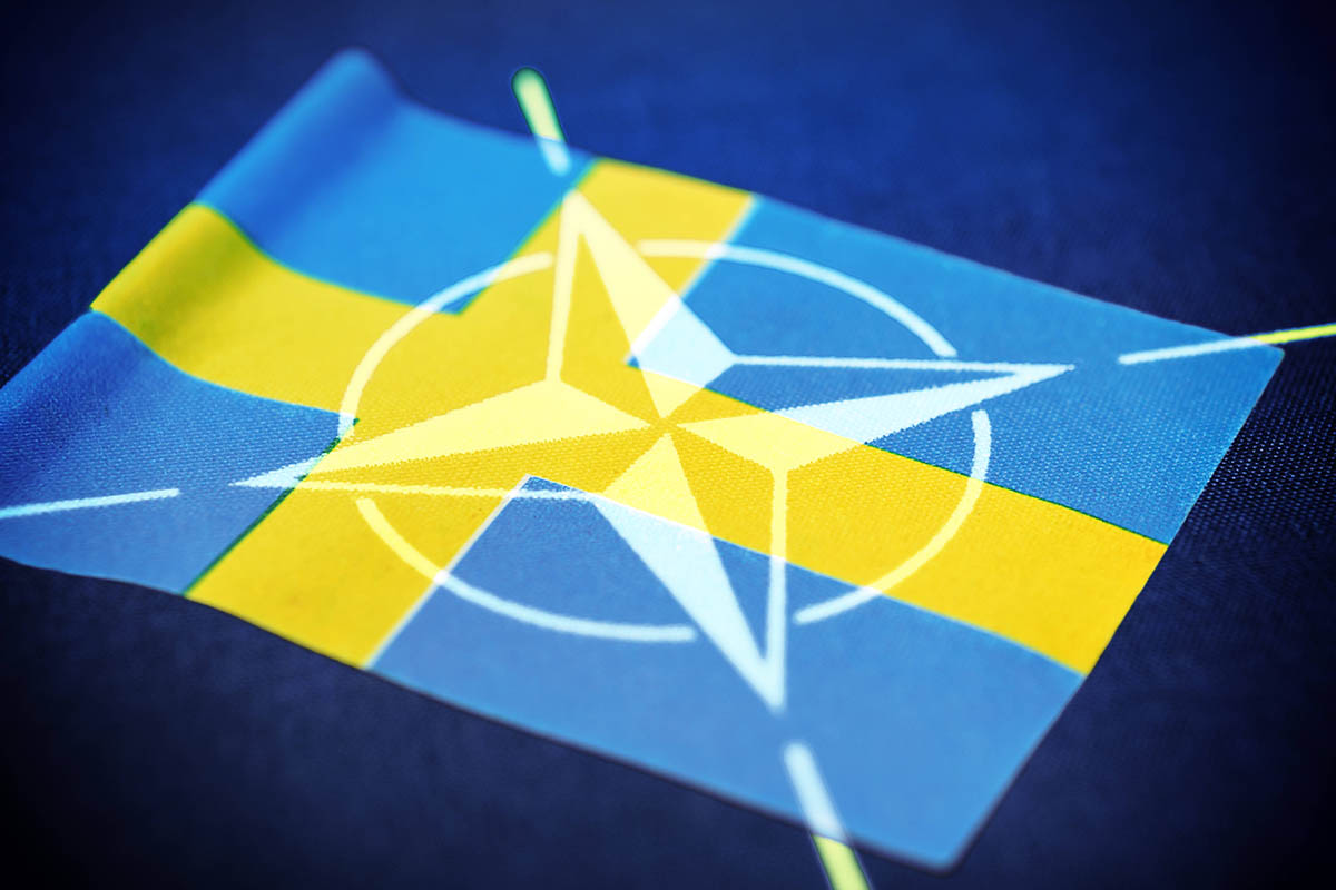 Флаги Швеции и НАТО. Фото IMAGO/Christian Ohde/Scanpix/LETA
