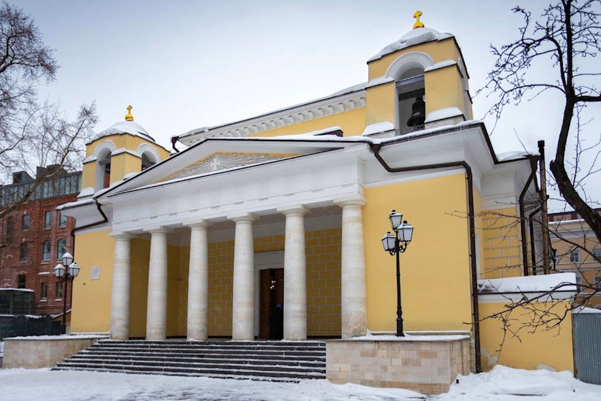 Католический храм святого Людовика на Малой Лубянке в Москве. Фото Google Maps