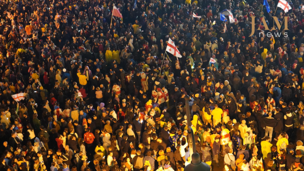 Протесты против принятия закона об «иноагентах» в Тбилиси. Фото Давид Пипиа / Jam News