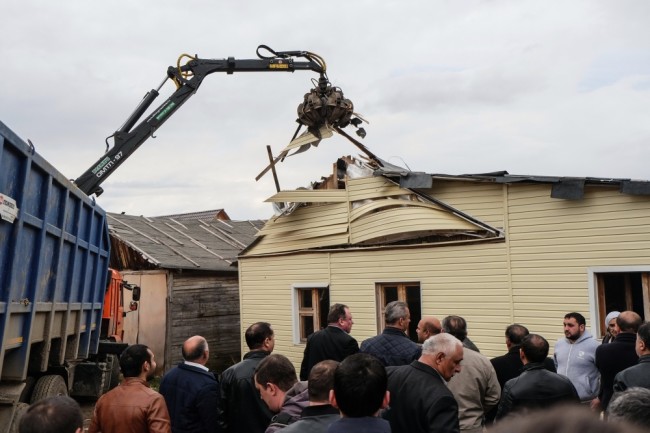 В цыганском поселке Плеханово под Тулой начали сносить жилые дома. Фото Sputnik/Scanpix