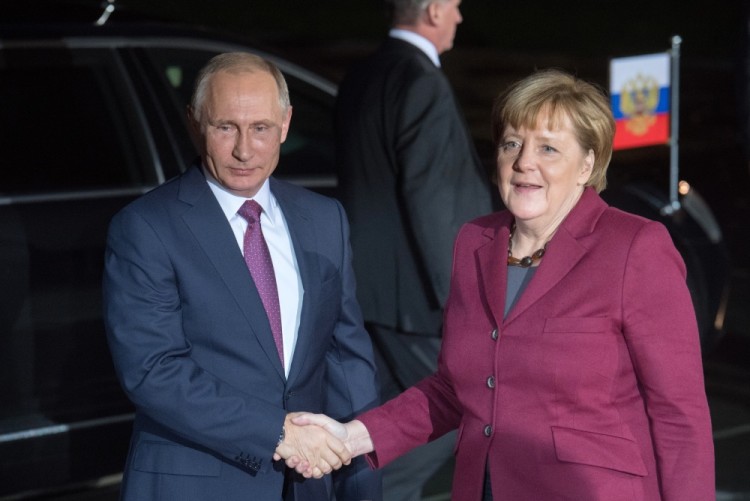 Владимир Путин и канцлер Германии Ангела Меркель. Фото Sputnik/Scanpix