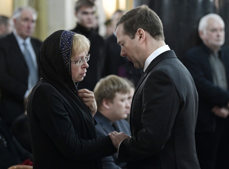 3000448 12/22/2016 December 22, 2016. Russian Prime Minister Dmitry Medvedev and Marina, the widow of Russian Ambassador to Turkey Andrei Karlov, at the ceremony to pay last respects to the ambassador at the Russian Foreign Ministry. Karlov was assassinated in Ankara. Aleksey Nikolskyi/Sputnik
