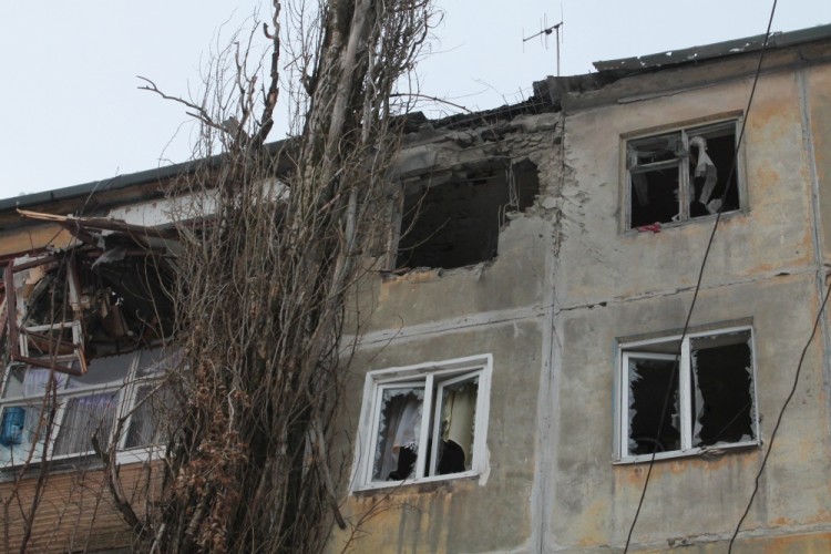 3019274 02/01/2017 A residential building damaged by an attack of the Ukrainian armed forces in Donetsk. Irina Gerashchenko/Sputnik