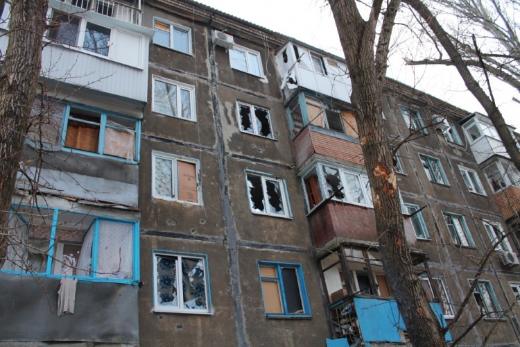 3019277 02/01/2017 A residential building damaged by an attack of the Ukrainian armed forces in Donetsk. Irina Gerashchenko/Sputnik