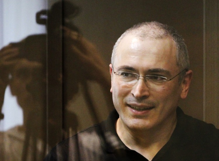 Глава «ЮКОС» Михаил Ходорковский в суде. Фото: Reuters / Scanpix