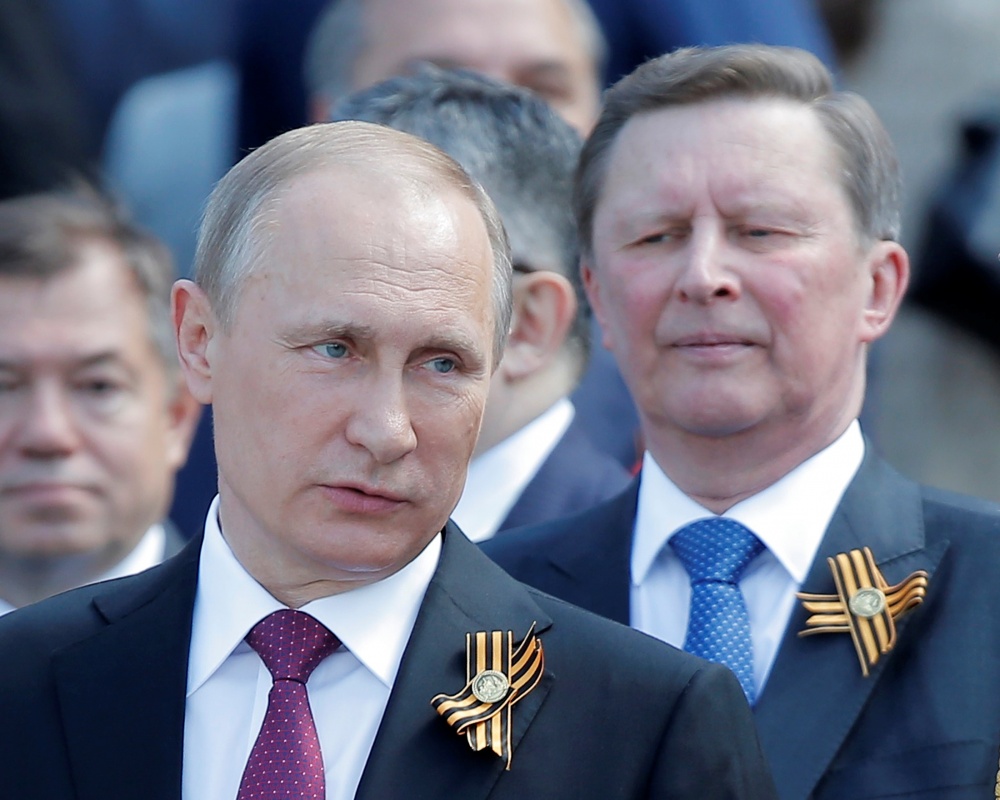 Владимир Путин и Сергей Иванов на параде в честь Дня Победы. Фото: Reuters / Scanpix