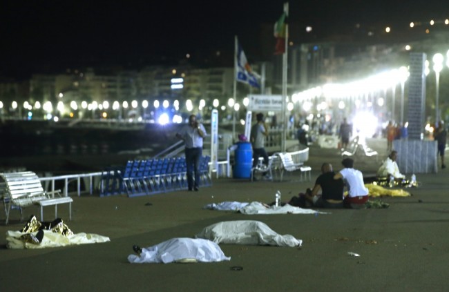 Тела жертв теракта в Ницце. Фото Reuters/Scanpix
