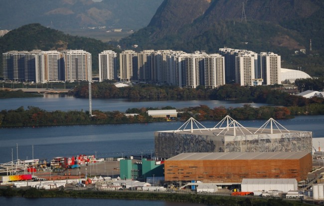 Спортивные арены Олимпиады на фоне Олимпийской деревни. Фото: Reuters / Scanpix
