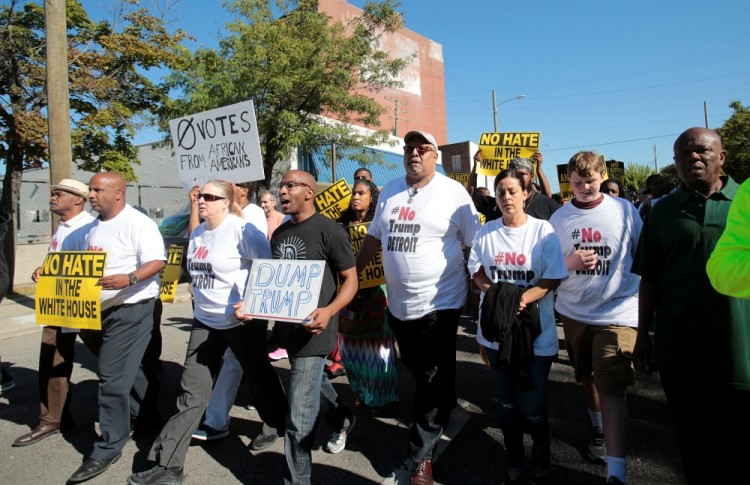 Афроамериканцы Детройта протестуют против визита Дональда Трампа. Фото Reuters/Scanpix