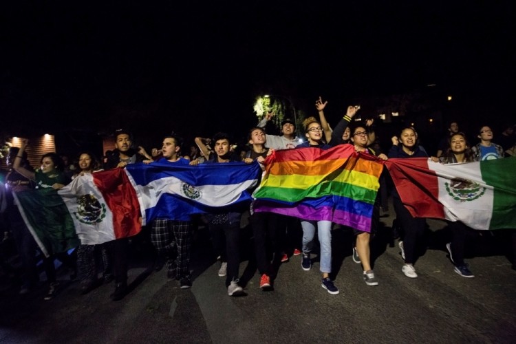 Студенты Калифорнийского университета протестуют против итогов выборов президента США. Фото REUTERS/Scanpix