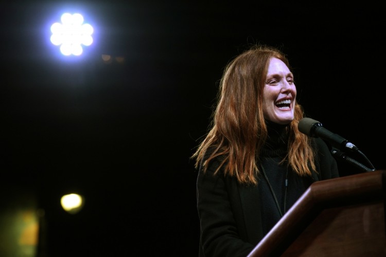 Actor Julianne Moore speaks at a protest against U.S. President-elect  Donald Trump outside the  Trump International Hotel in New York City, U.S. January 19, 2017. REUTERS/Stephanie Keith