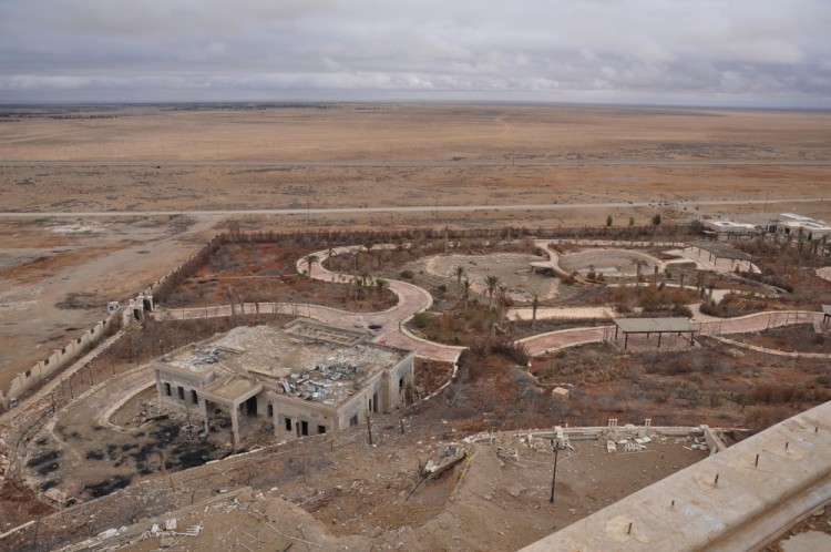 A general view shows a palace complex, which has been recaptured from Islamic State militants, on the edge of Palmyra in this handout picture provided by SANA on March 2, 2017, Syria. SANA/Handout via REUTERS ATTENTION EDITORS - THIS PICTURE WAS PROVIDED BY A THIRD PARTY. REUTERS IS UNABLE TO INDEPENDENTLY VERIFY THE AUTHENTICITY, CONTENT, LOCATION OR DATE OF THIS IMAGE. FOR EDITORIAL USE ONLY.