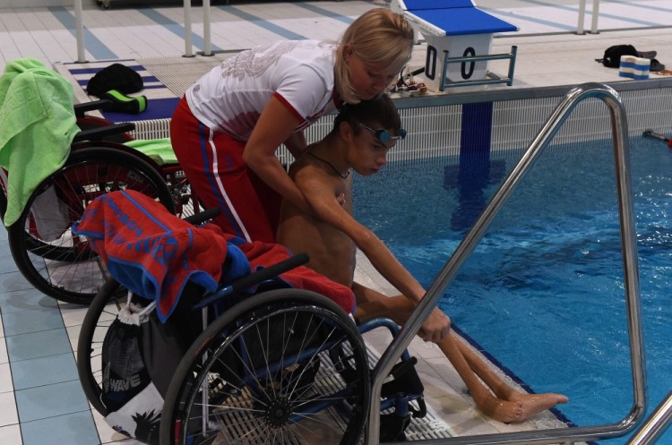 Олеся Александрова, тренер Александра Макарова, как никто другой знает, каких усилий требует подготовка паралимпийца. Фото: AFP / Scanpix