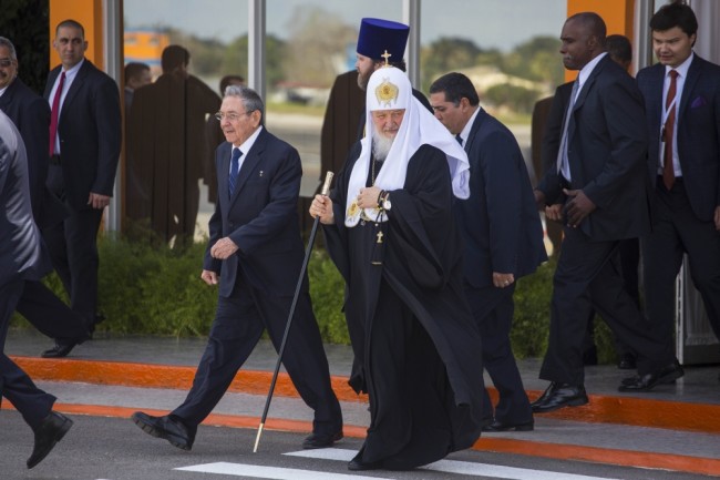 Патриарх Кирилл и президент Кубы Рауль Кастро. AP/Photo