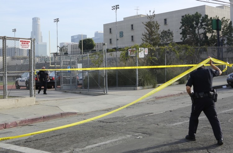 Территория школы в Лос-Анджелесе. Фото:  AP Photo/Scanpix