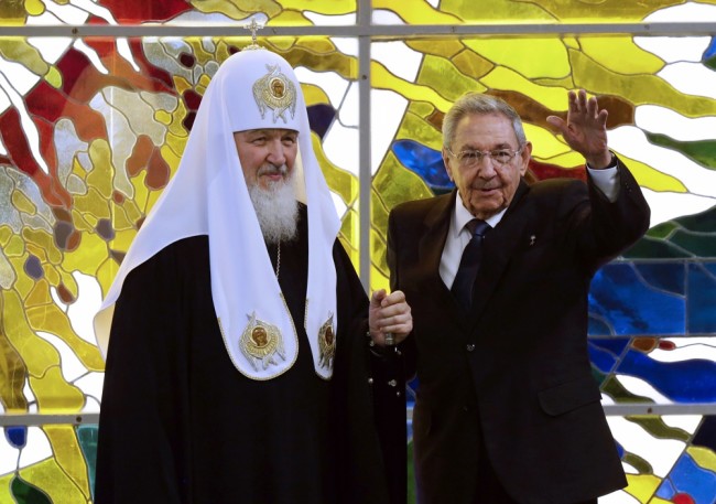 Патриарх Кирилл и президент Кубы Рауль Кастро. Фото AP/Scanpix