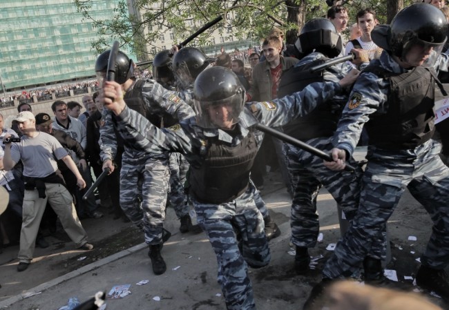 Разгон демонстрантов на Марше Миллионов в Москве. Фото RIA Novosti/Scanpix