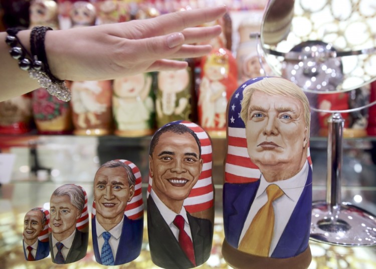 Матрешки с изображением американских президентов. Фото AP/Scanpix