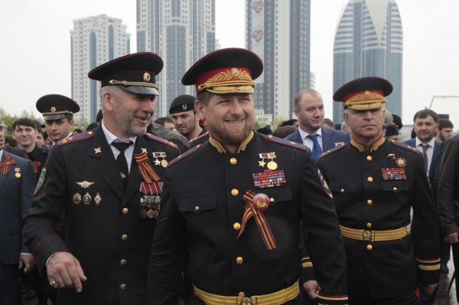 Рамзан Кадыров на праздновании дня освобождения Грозного от фашистов. Фото AP/Scanpix