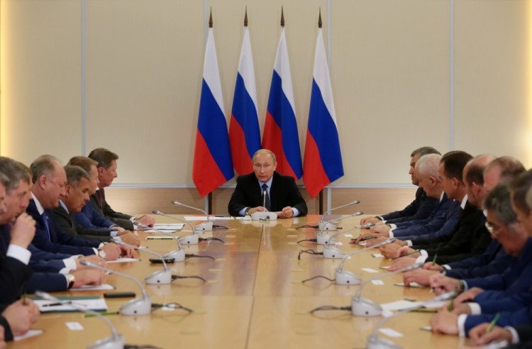 Владимир Путин на встрече с российскими губернаторами в 2015 году. Фото TASS/Scanpix