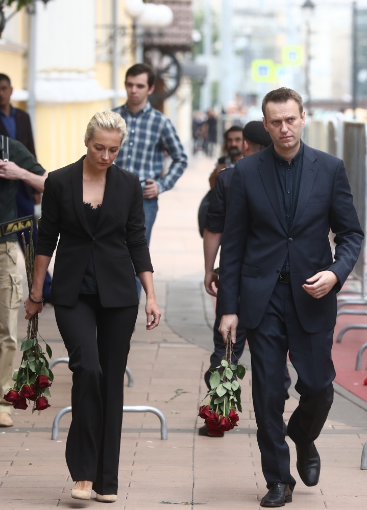 MOSCOW, RUSSIA  JULY 11, 2017: Opposition activist Alexei Navalny with his wife Yulia at a mourning ceremony for Russian Internet pioneer, blogger and Internet entrepreneur Anton Nosik at the Central House of Writers in Bolshaya Nikitskaya Street. Stanislav Krasilnikov/TASS