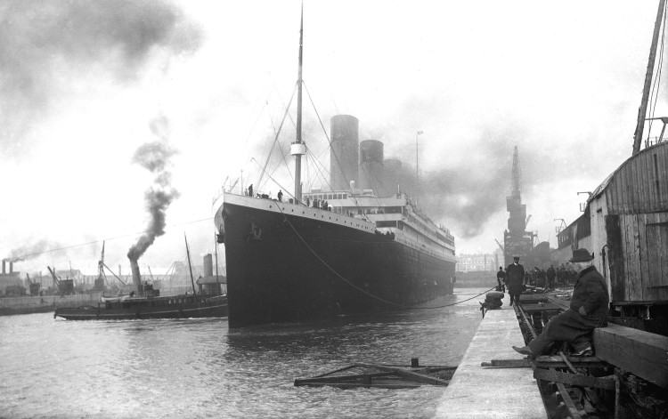 Титаник в доке порта Саутгемптон перед отправлением. Фото wikimedia.org. Общественное достояние