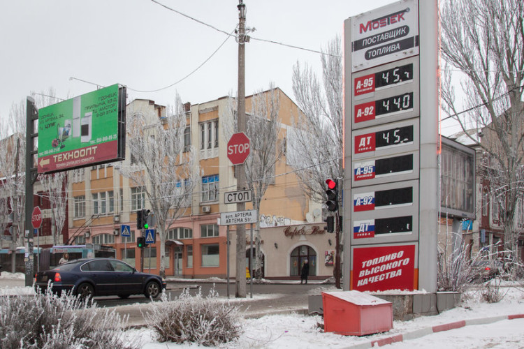 Заправочная станция в ДНР. Фото Михаил Скорик для «Спектра».